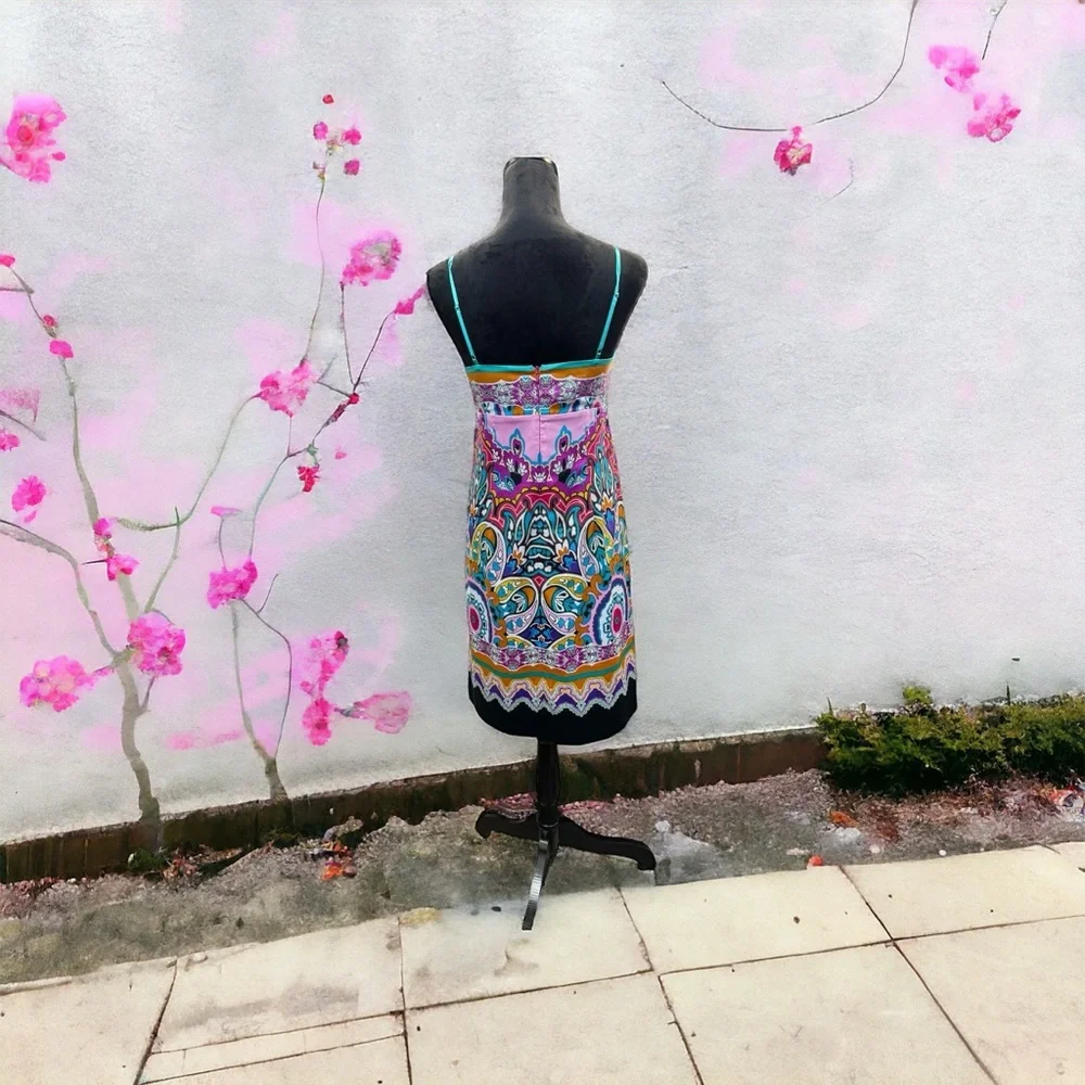 Like New Mix It Dress - Picture 2 of 8